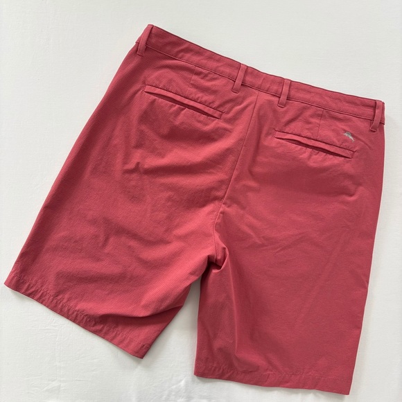 Tommy Bahama Chip Shot 10 inch shorts Flat Front Shorts New Red - Picture 2 of 9